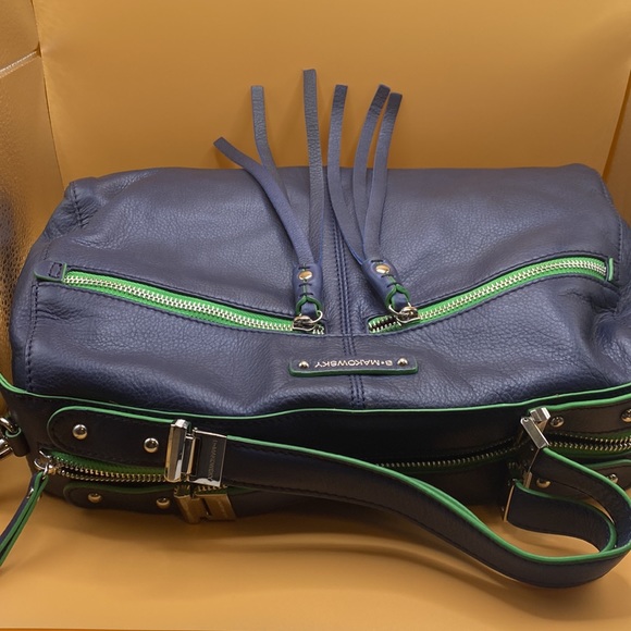 B Makowsky navy NWOT handbag - Picture 8 of 9